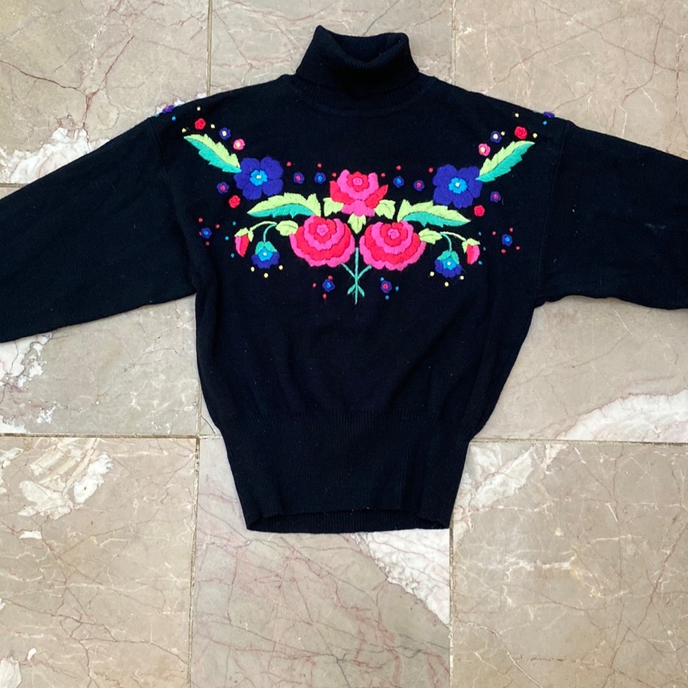 80s Vintage Slalom Floral sweater SZ Small